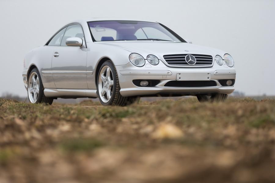  Mercedes-Benz CL63 AMG 2001 года  (фото 7 из 12)